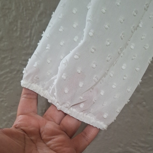 NEW Chaps wome's Ivory Sheer Polka Dot Blouse Size M - Picture 4 of 9